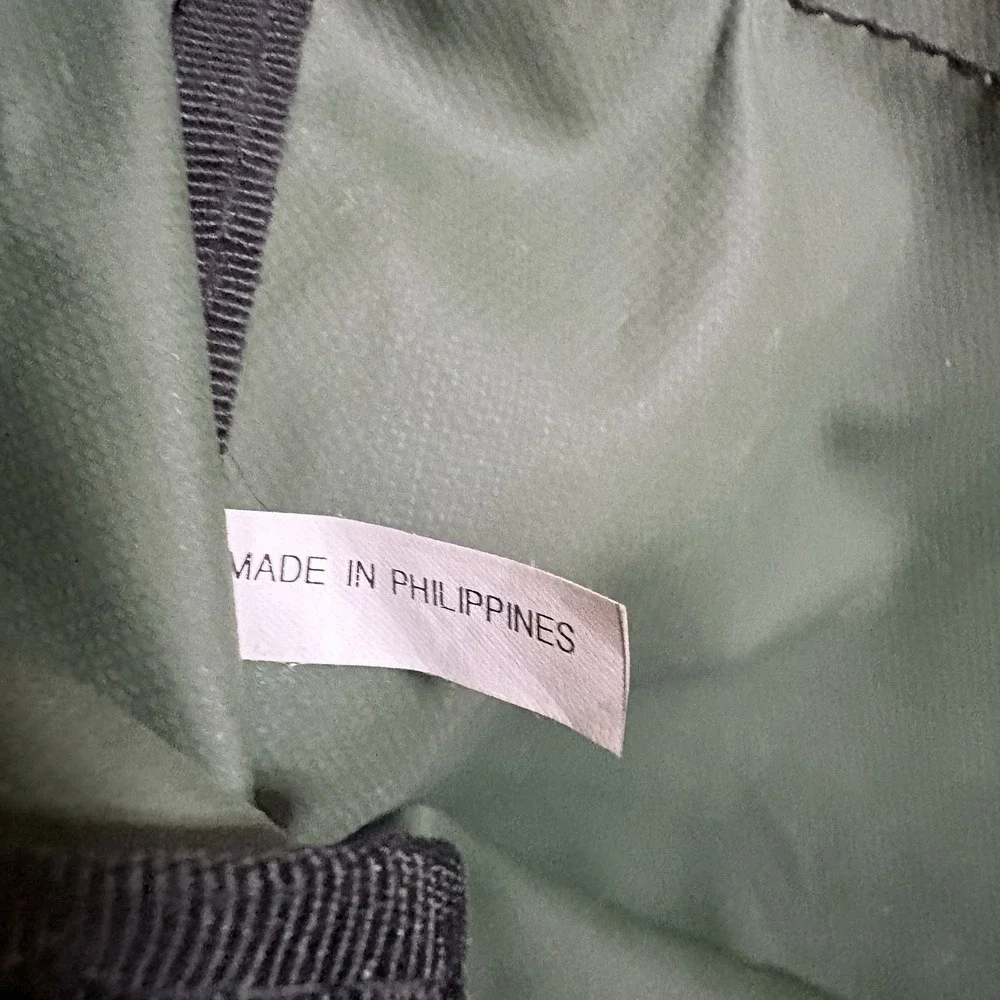 Vacation Station Hiking Backpack Green/Black Buckle Closure
